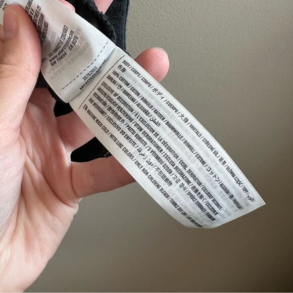 ✨ Hollister Women’s Acid Wash Good Vibes Shirt Small - Picture 6 of 8